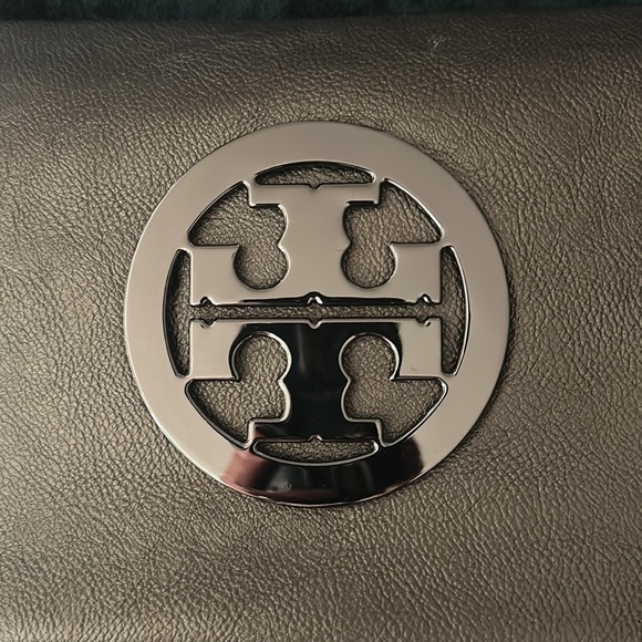 Tory Burch Gun-Metal Large Shoulder Bag/Purse - Picture 11 of 11